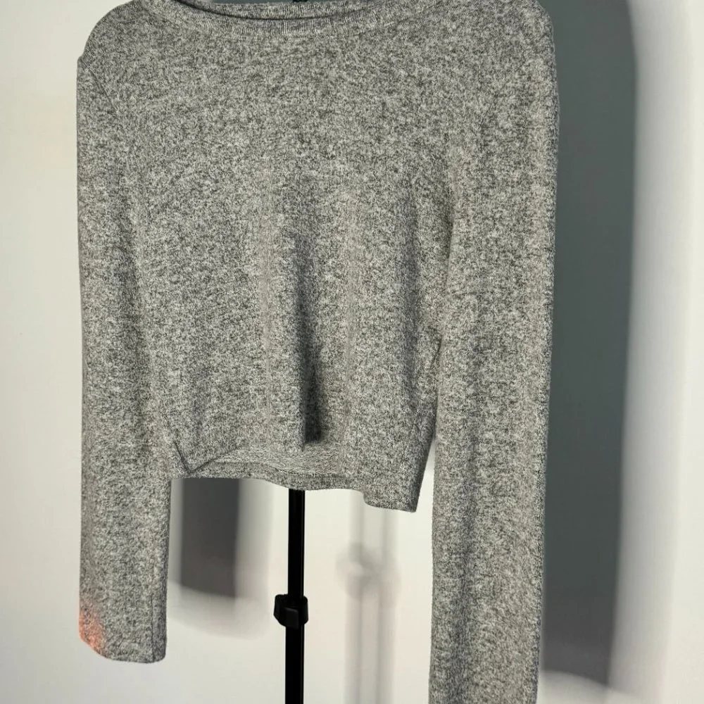 Zara | Cotton Trafaluc Cropped Long Sleeve Cotton Shirt | Heather Gray | Size M - Picture 3 of 6